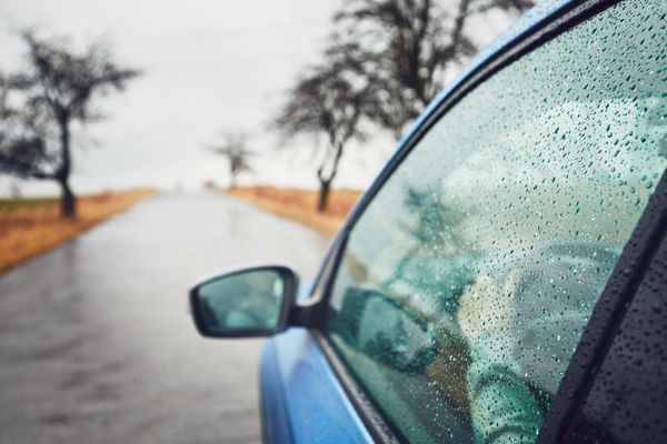 How To Tell If Your Car's Weather Stripping Has Gone Bad